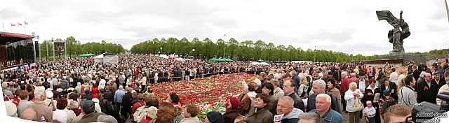 20090509_125421_9maja_riga_pano.jpg