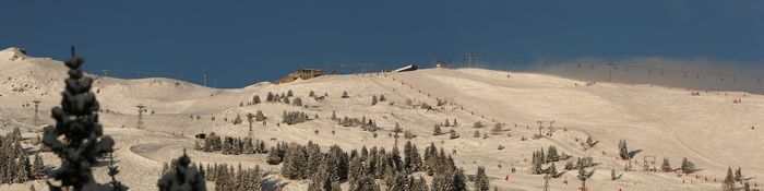 20090121_080650_Courchevel_5d_pano.jpg